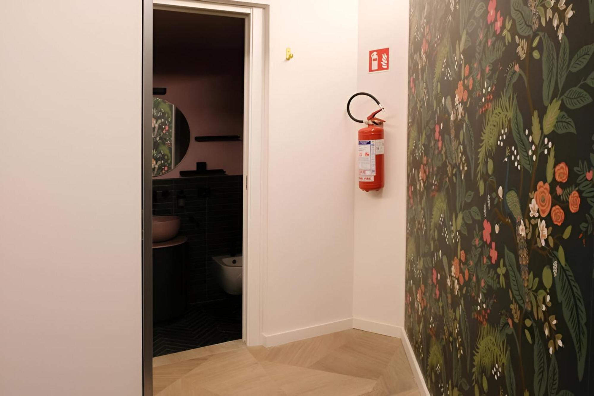 Margot Color Apartment - Trastevere - Loft Di Lusso Rome Exterior photo